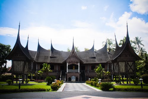 Eksotisme Rumah Gadang Sungai Beringin